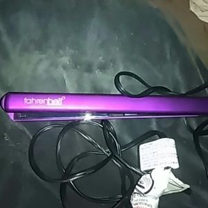 Hair straightener